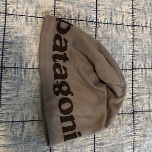 Patagonia Black Fleece hat